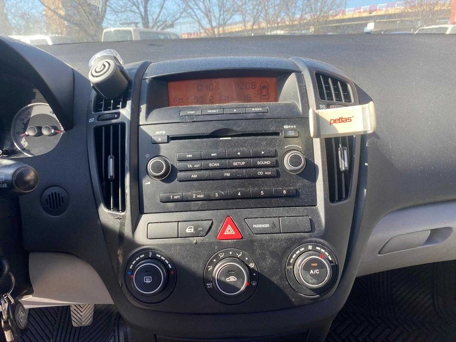 KIA CEED 1.4 Benzina si GPL