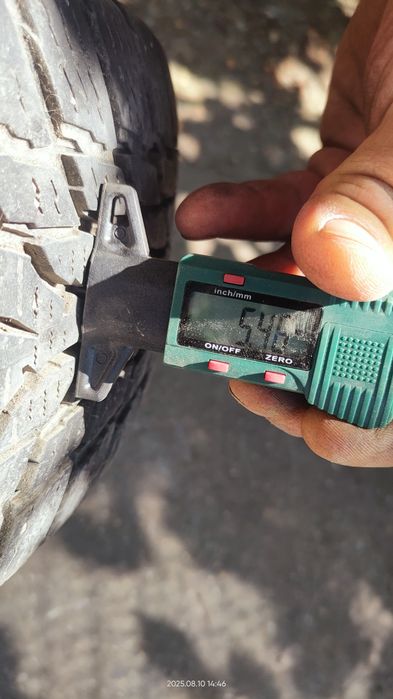 продавам зимни гуми с джанти 3броя dot21