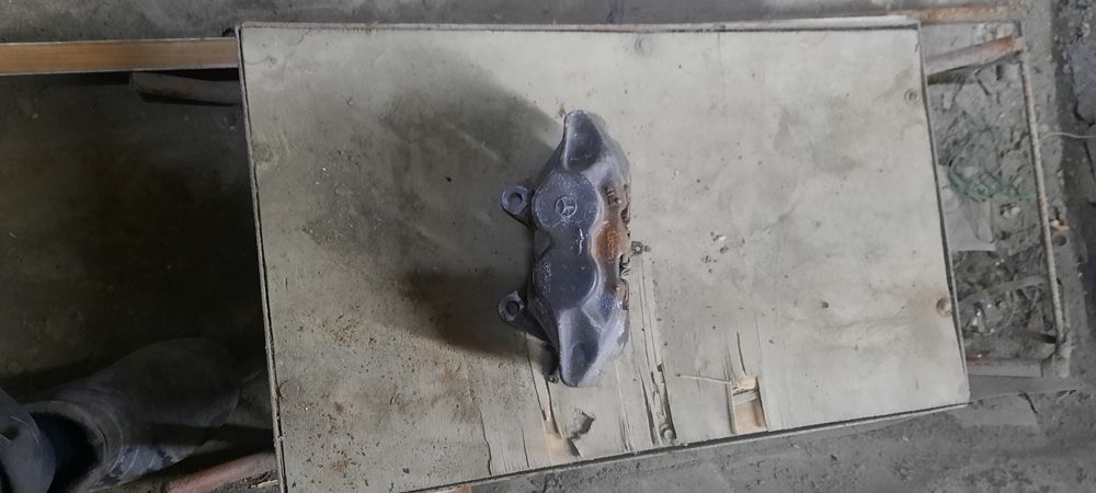 Запчасти на Мерседес  w140