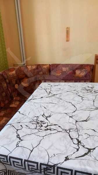 Двустаен - Славейков