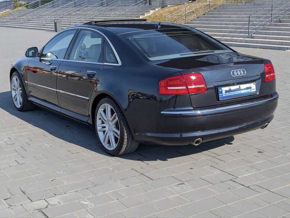 AUDI A8 2009 — imagine 2