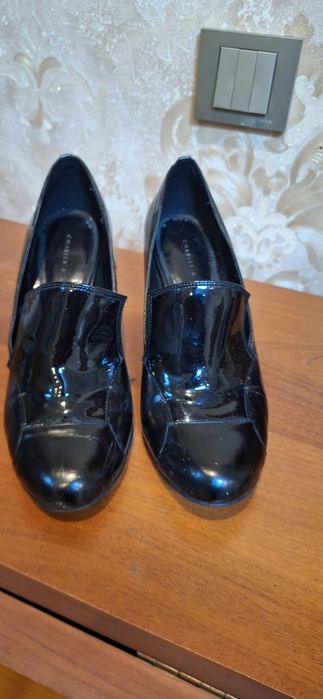 Женские туфли размер 39