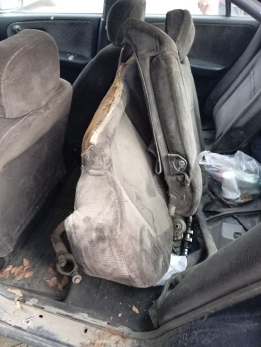 Продам на запчасти Ниссан примера