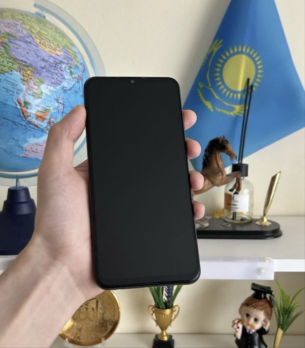 Samsung A13 4/64gb без минусов