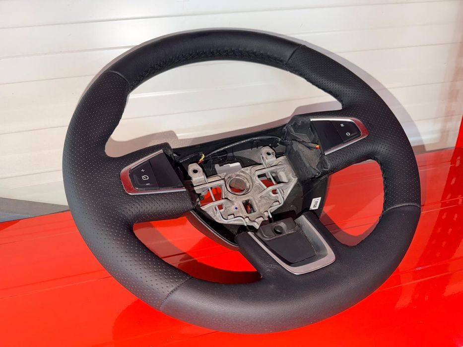 Volan Renault Master cu comenzi , imbracat in piele