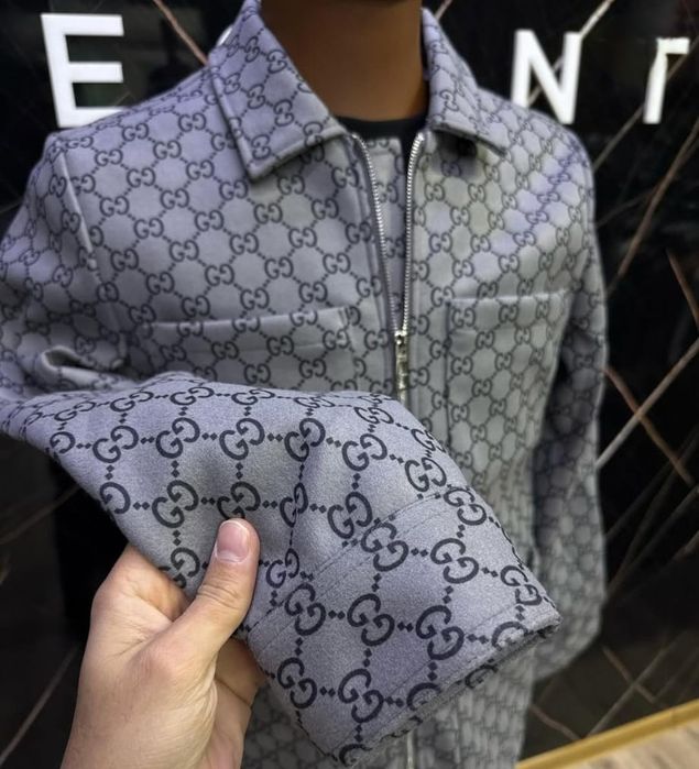 Oferta!! Geaca barbati,calitatea top,cititi descrierea