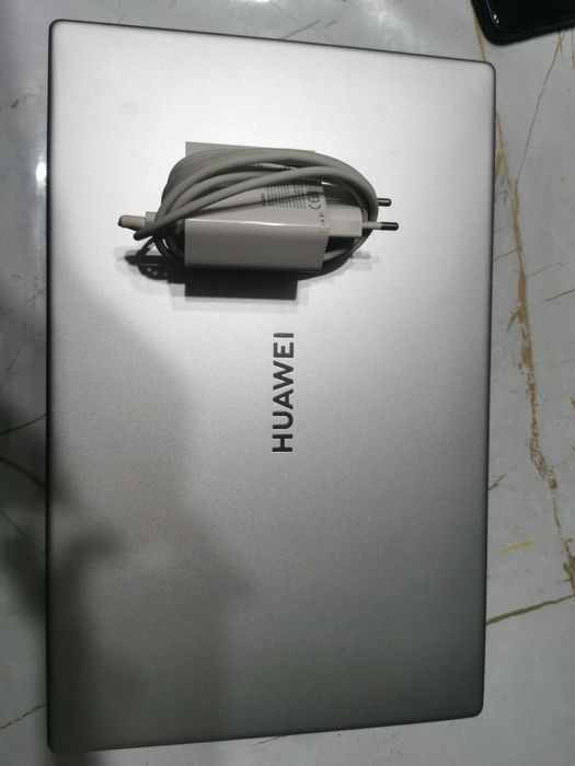 Ноутбук хуавей (серия matebook D14)