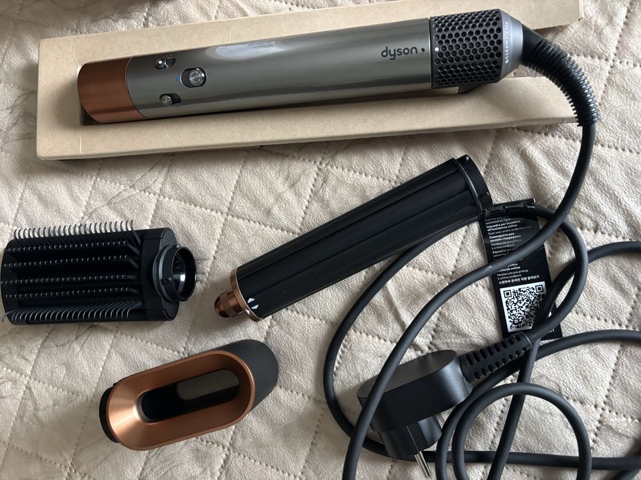 Dyson , три в едно , нова