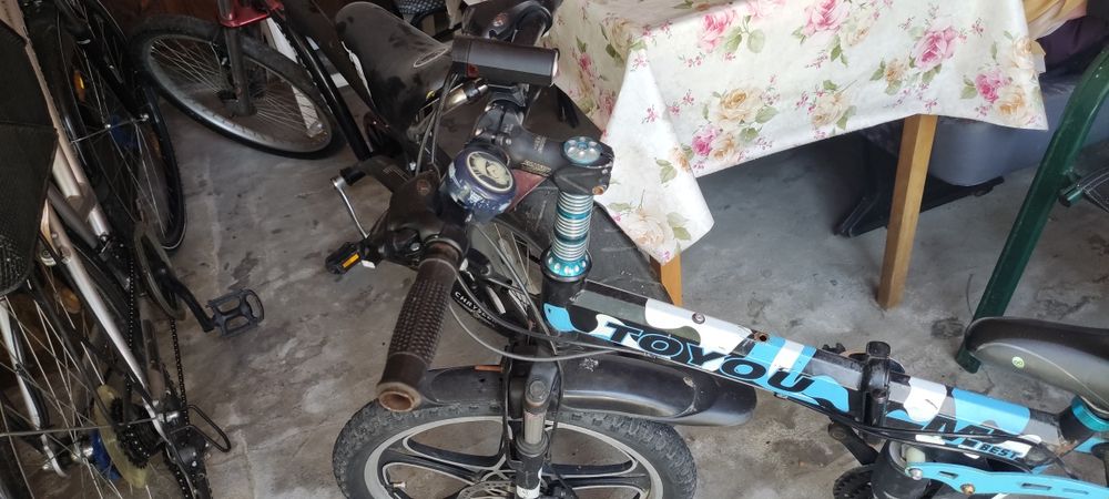 Детски колела за различни възрасти с малки дефекти