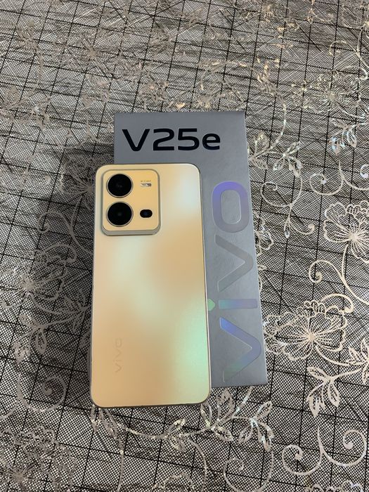 Продам Vivo V25e 128gb