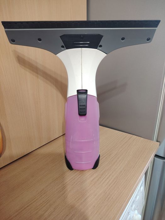 Акумулаторна стъклочистачка Kärcher