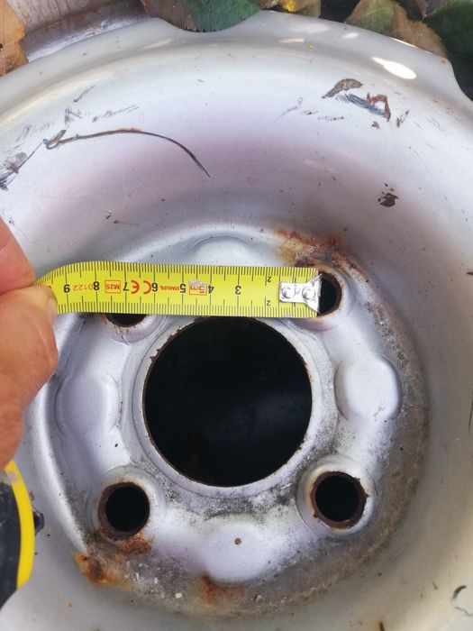 Vand  2  jante renault 21, de 14"