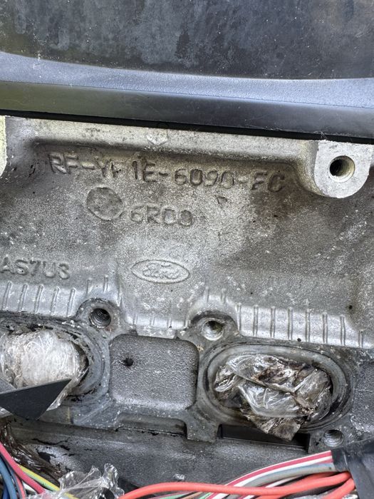 Двигатель и акпп для Ford Escape Maverick