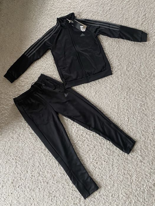 Sdidas trenning set B sere  pentru copiii  marime 140