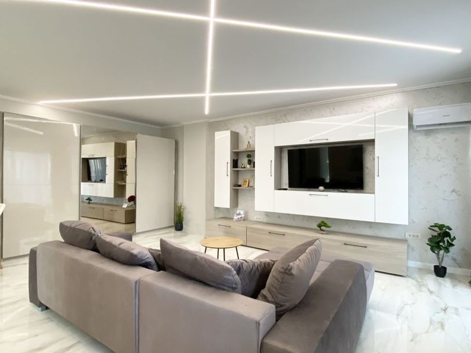 Apartament ultra-modern zona Hanul cu Peste Mamaia