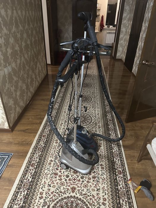 Отпариватель для одежды Утюг