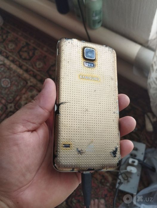 Samsung Galaxy S5 16/2 Sotiladi