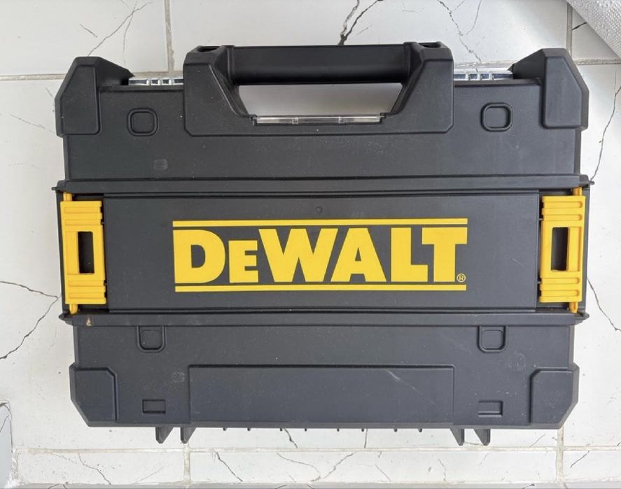 DEWALT DCF850 Masina de insurubat cu impact