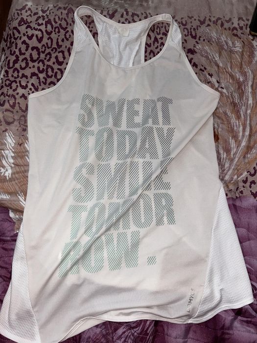 Широк бял потник