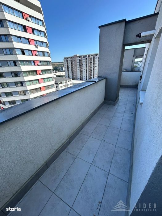 Apartament cu 3 camere de vanzare in , zona VIVO – terasa, si parcar