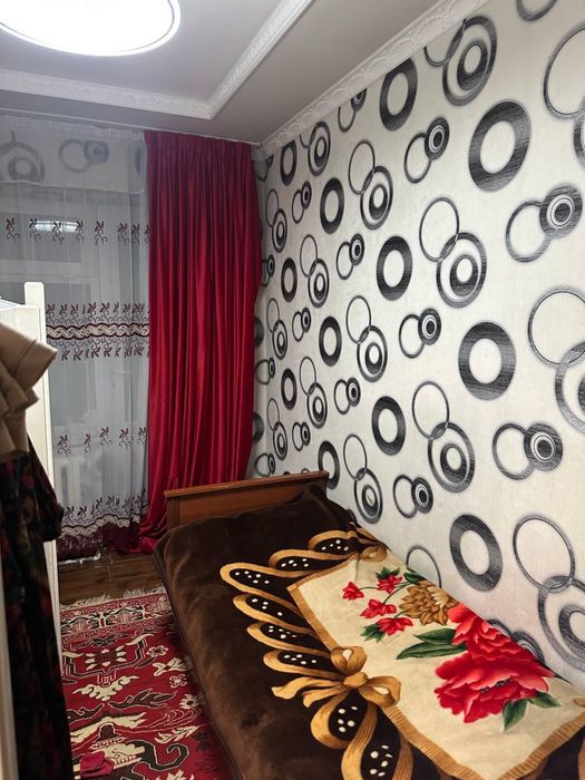 4 xonali uy sotiladi