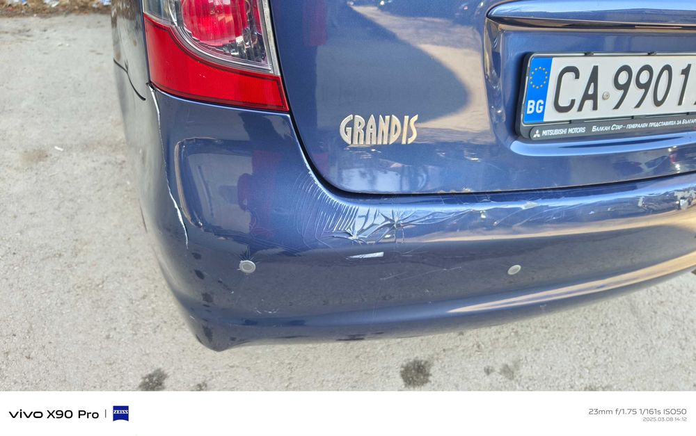 Продавам Mitsubishi Grandis