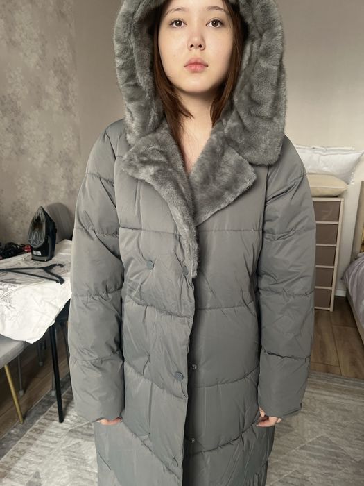 Продам пуховик новый