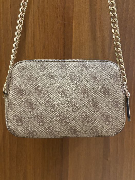 Чанта Guess Noelle crossbody