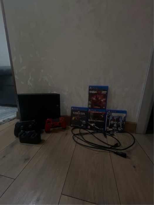продам ps4 в хорошем состоянии