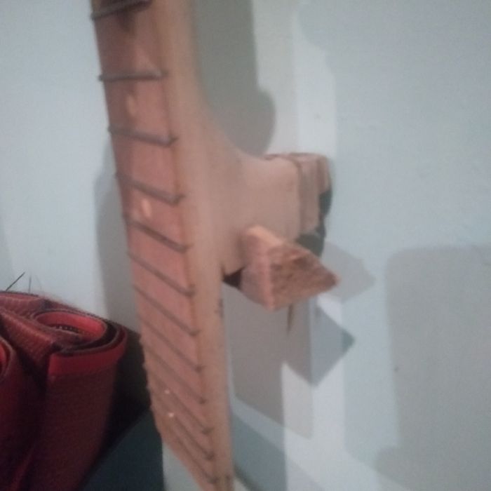 Ручка  от  гитары .