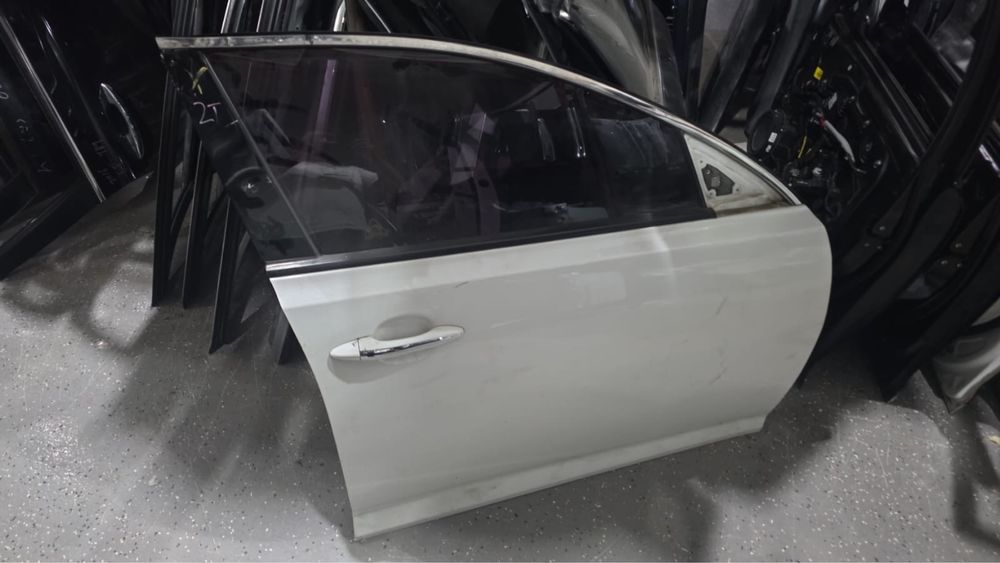 Дверь Kia k5 optima Киа к5 оптима