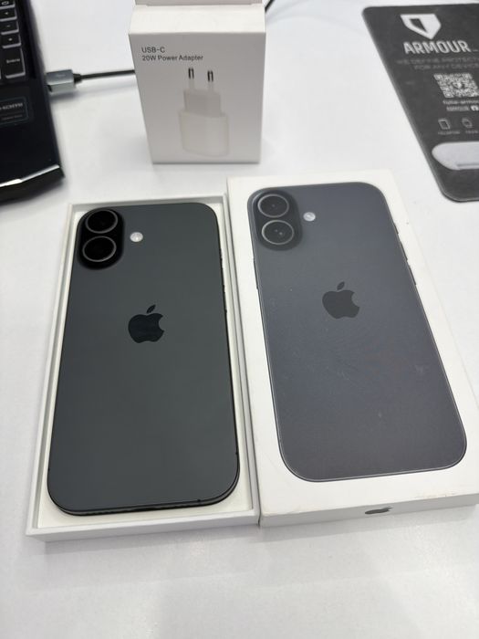 Iphone 17 Black 256Gb Full Box ca Nou baterie 100%