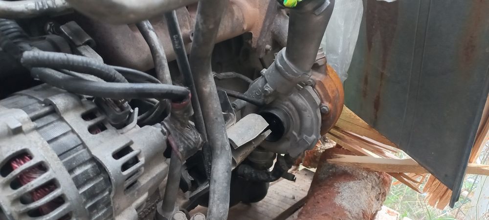 Двигател за nissan patrol y61 2.8