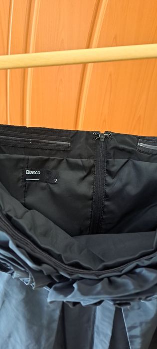 Малка черна рокля S/М