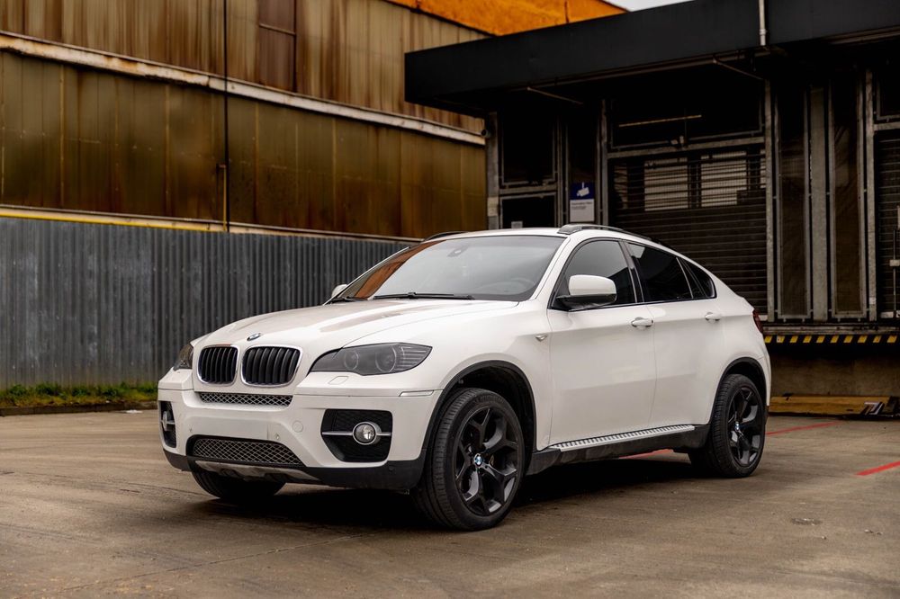 BMW x6 2011 40d Model American