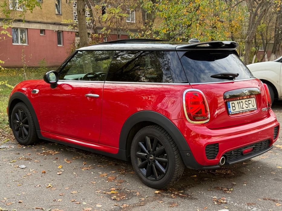 MINI Cooper D 2018 | JCW Original /LED/| Panoramic | LED Adaptive | Park Assist | Navi | Scaune încălzite