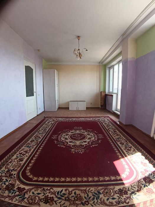 Продаётся 2 комн квартира
