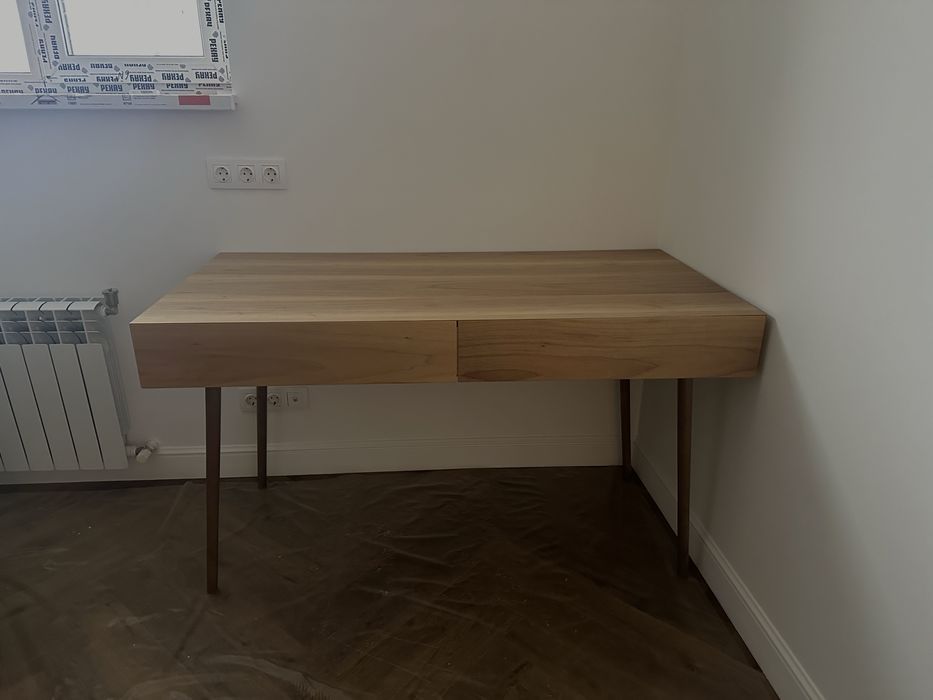 Стол письменный / рабочий / компьютерный