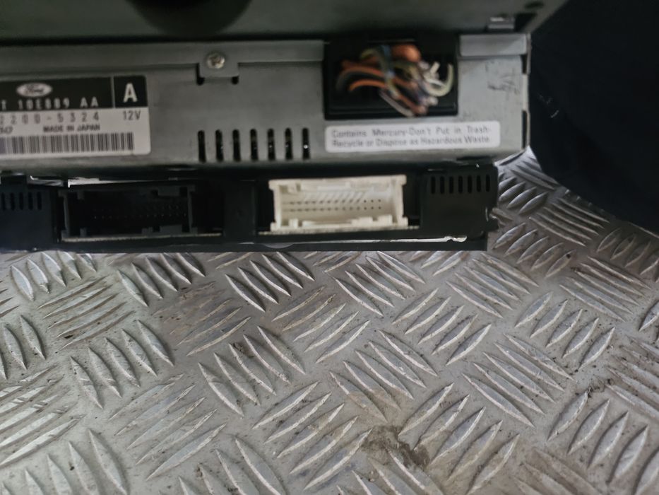Casetofon navigatie ford mondeo 2004