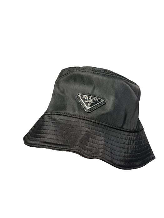 Шапка christian dior