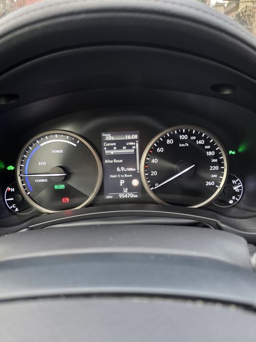 Lexus NX 300h hybrid