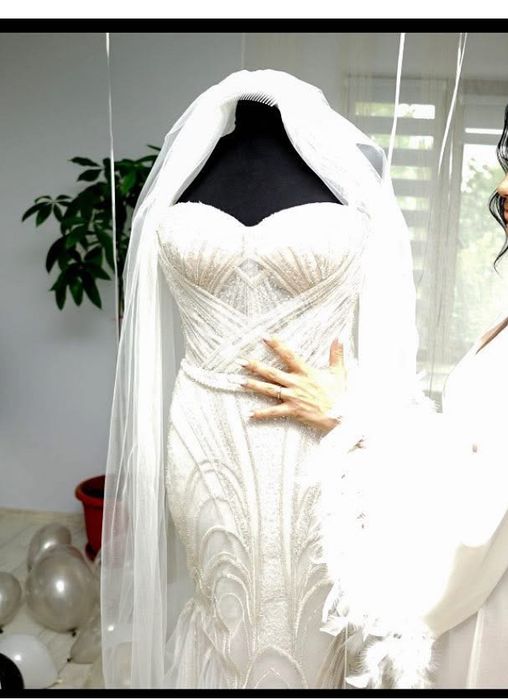 Rochie mireasa sirena