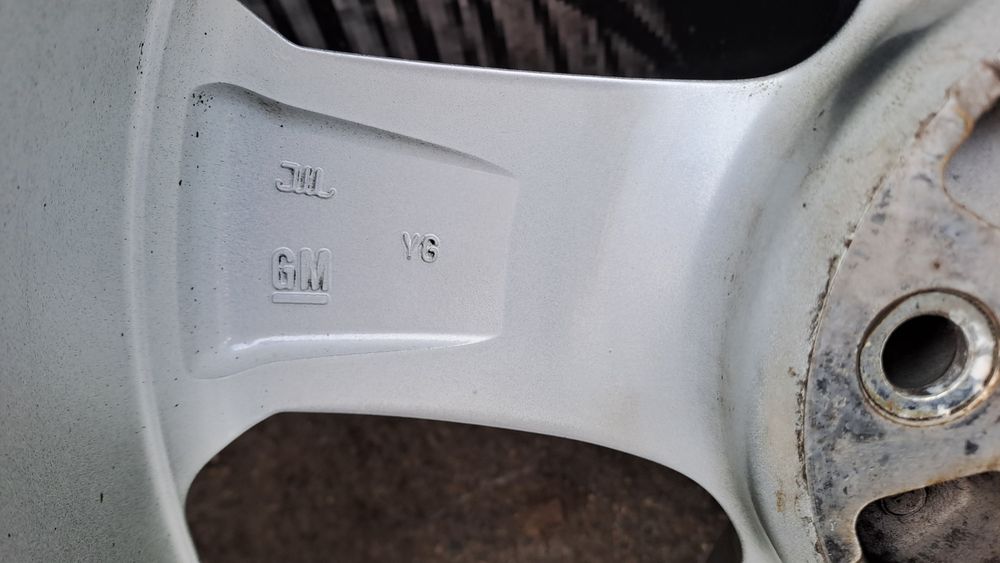 17" 5Х110мм Опел, 5x110mm Opel GM + Подарък Летни гуми 205 45 17