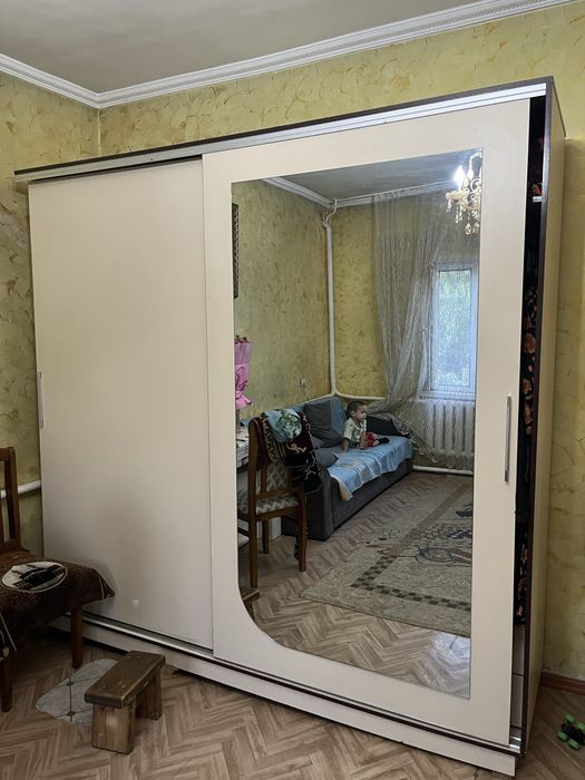 Продам большой шкаф недорого
