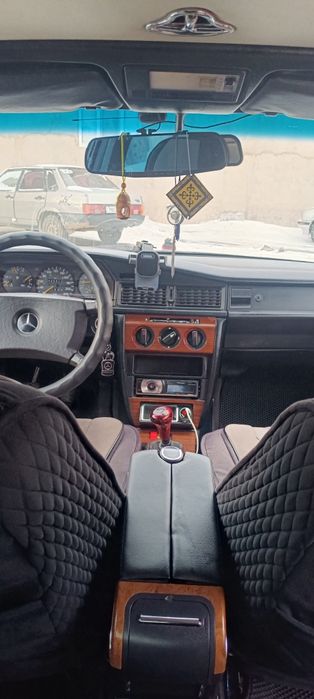 Продам Мерседес 190