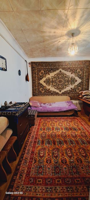 Продаётся дом в центре.