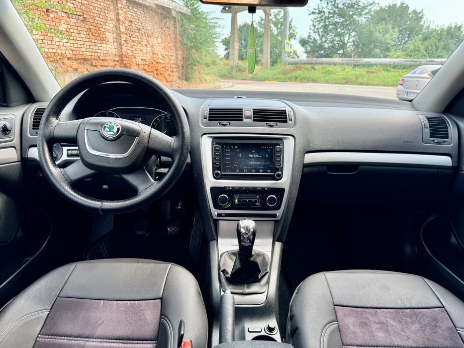 SKODA Octavia 2010 — imagine 5