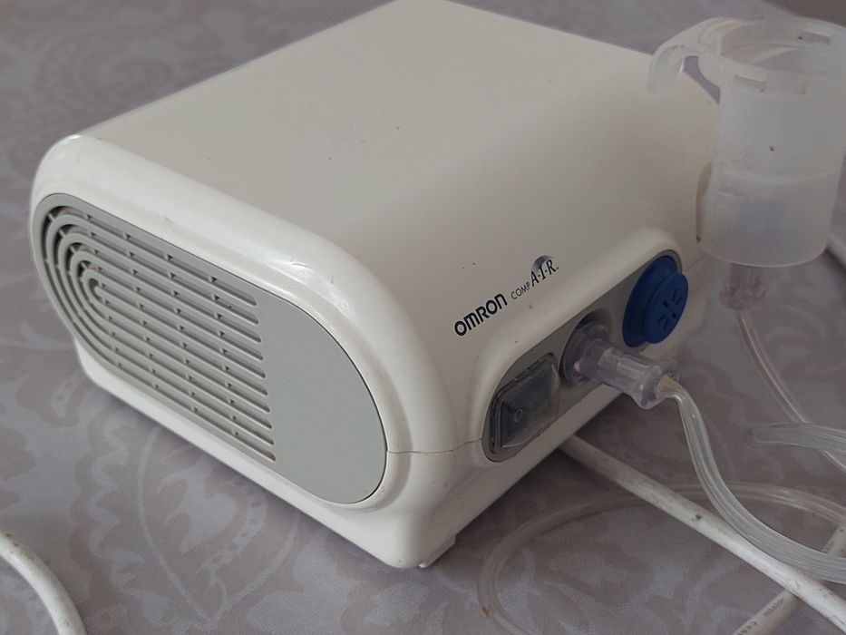 Ингалятор небулайзер Omron