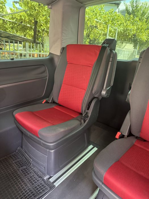 Седалки за VW Multivan T5