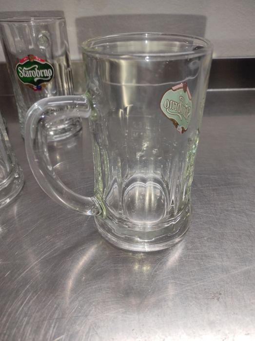 Последни нови чаши за бира Хайнекен и Старобърно